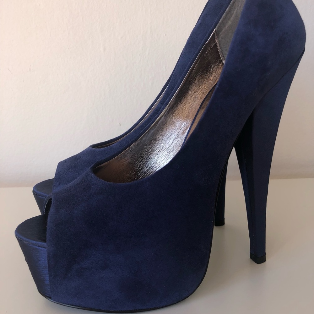 SALE!! Zigi blue suede shoes